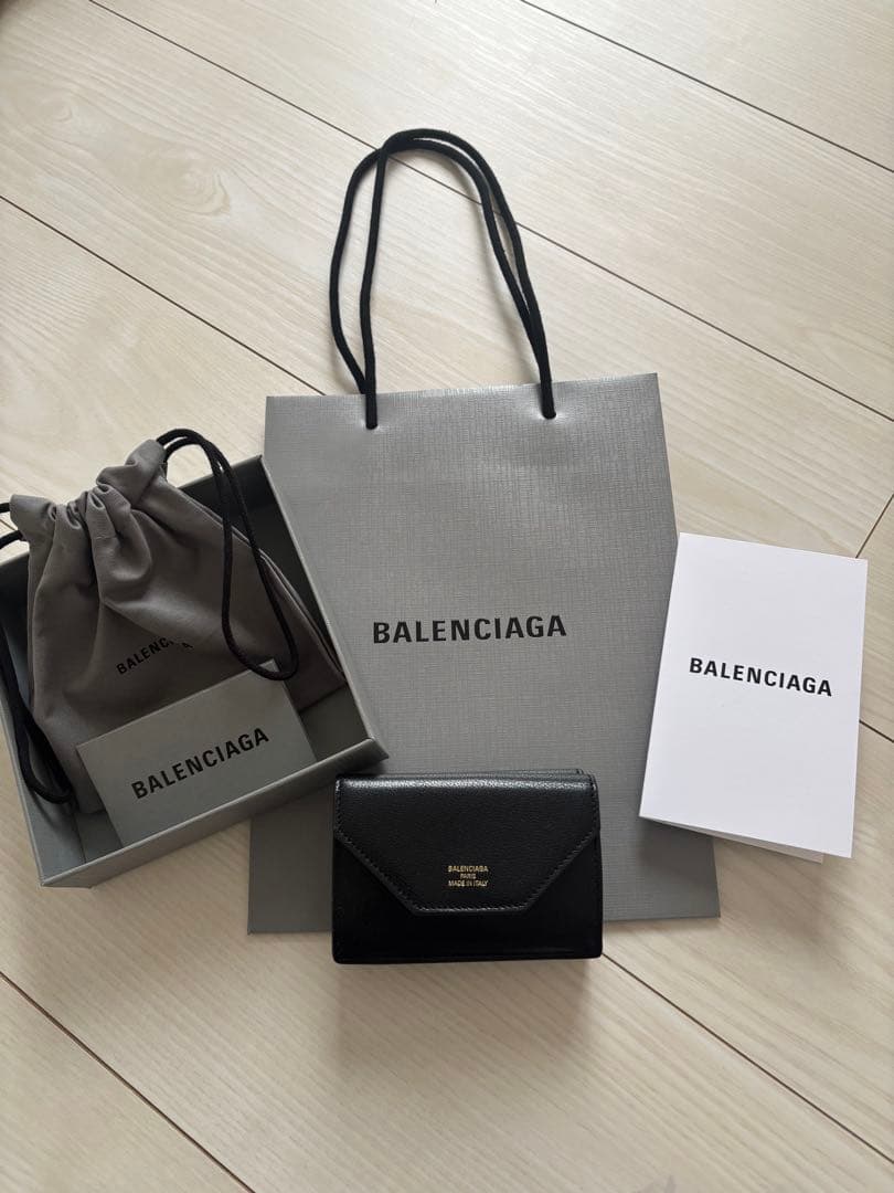 バレンシアガ　財布　ブラック の ウィメンズ ENVELOPE ミニ ウォレット