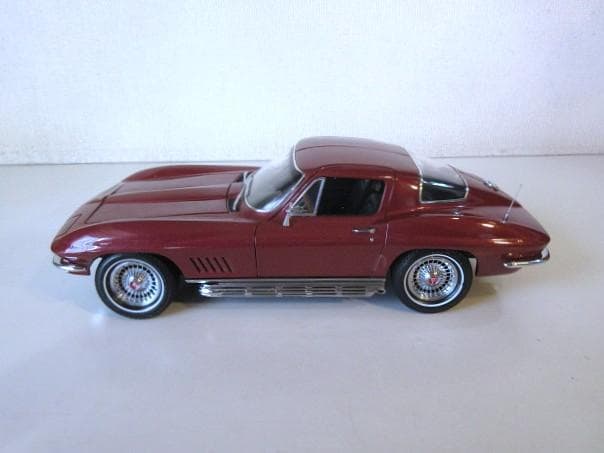 特価 exoto (1/18) Corvette C2
