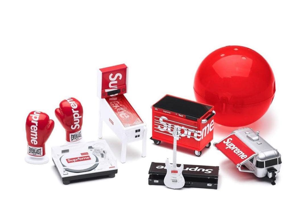 Supreme Bandai Gashapon Machine 6セット