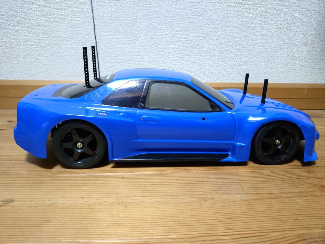 Q*様 タミヤ　TT01　シャーシ　カルソニック　スカイライン　ボディ　送信機