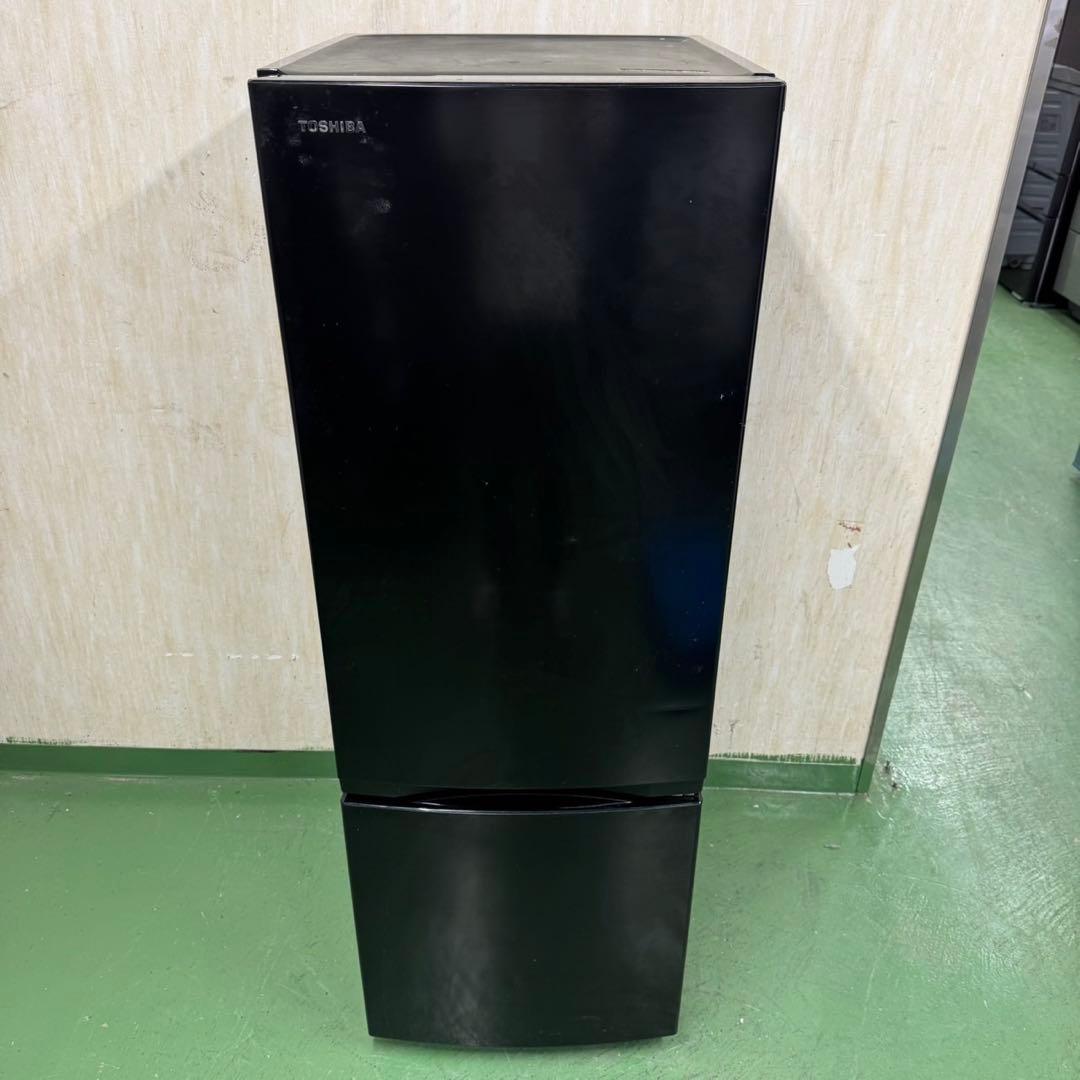 240★2021年製★東芝　冷蔵庫　ブラック　黒　大型　一人暮らし