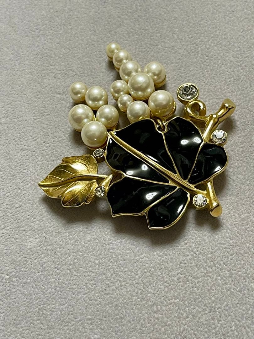 TRIFARI トリファリ 松本邦夫 デザインブローチ VINTAGE RARE