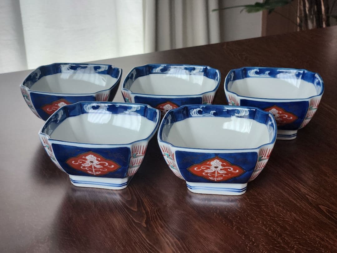 嘉泉窯　三川内焼　有田焼　古伊万里　糸切り　角小鉢　手描き　金襴手　5客