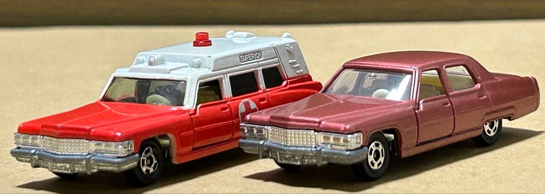 日本製 トミカ キャデラック 2台セット