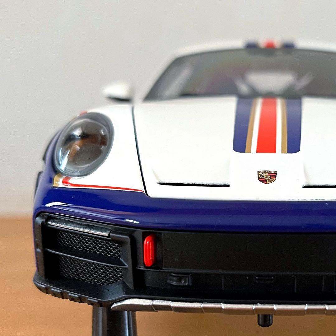 【ミニカー 美品】1/18 ミニチャンプス ポルシェ 911 ダカール