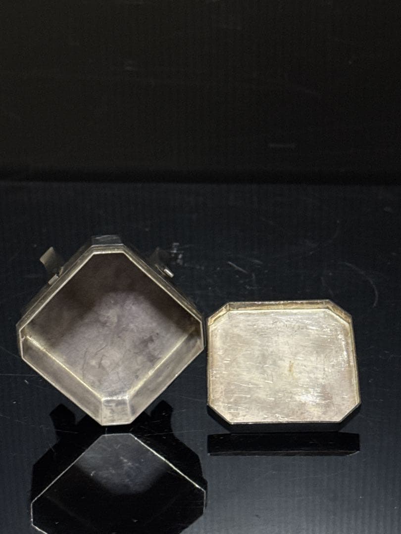 純銀 菊紋付 足付 ボンボニエール 箱 約87.5g