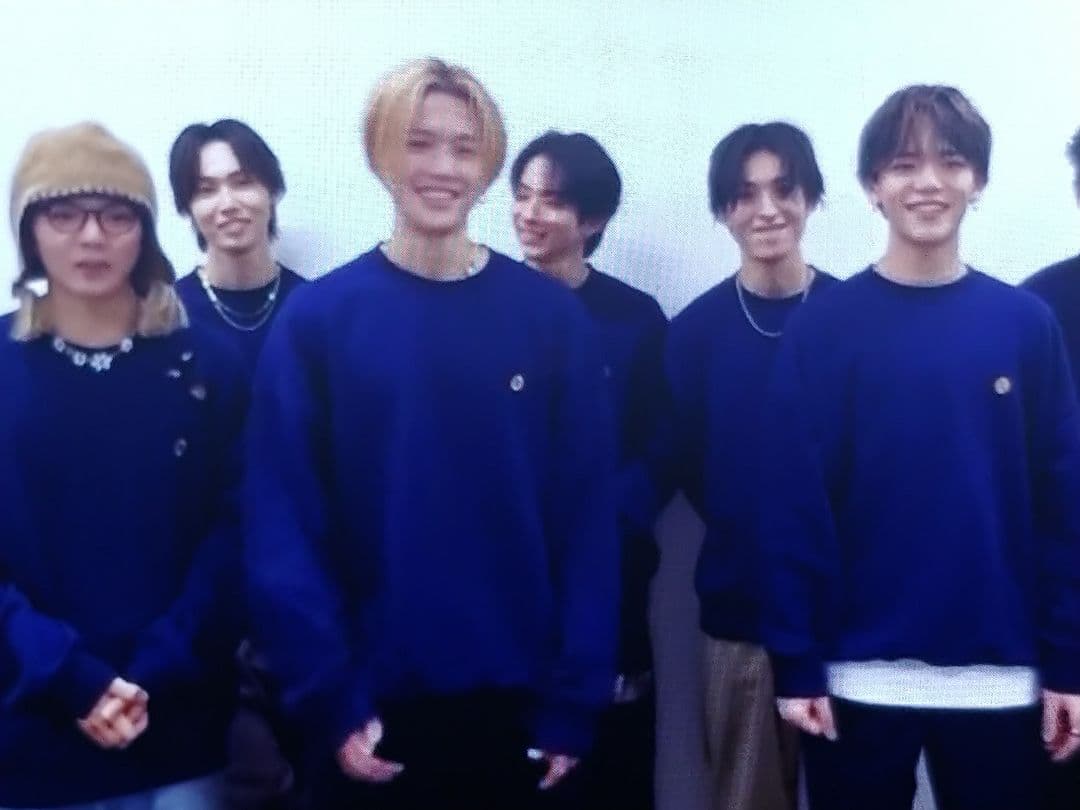 FANTASTICS ６周年トレーナー、キーホル、ピンバッチ 10点フルセット