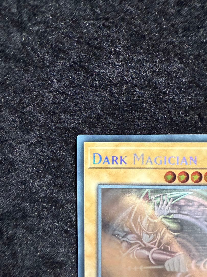 ブラックマジシャン　Dark Magician 英語　ゴースト　1st