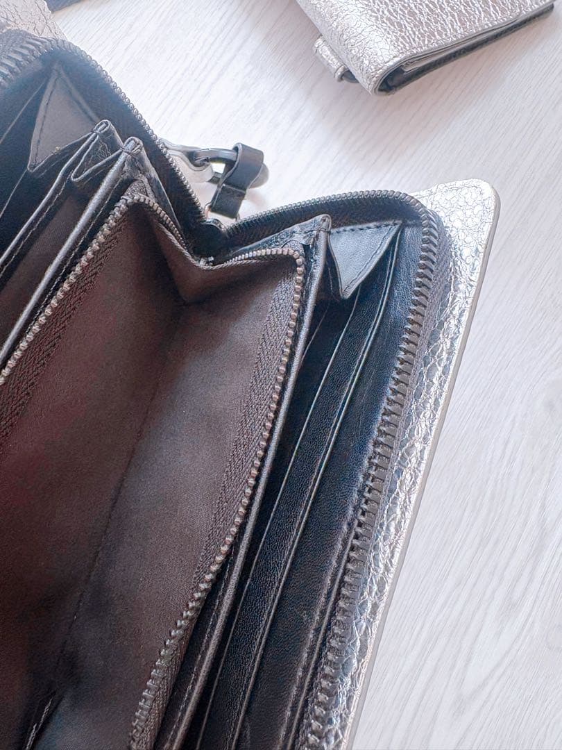 DIESEL ディーゼル ショルダー バッグ ロゴ シルバー 財布