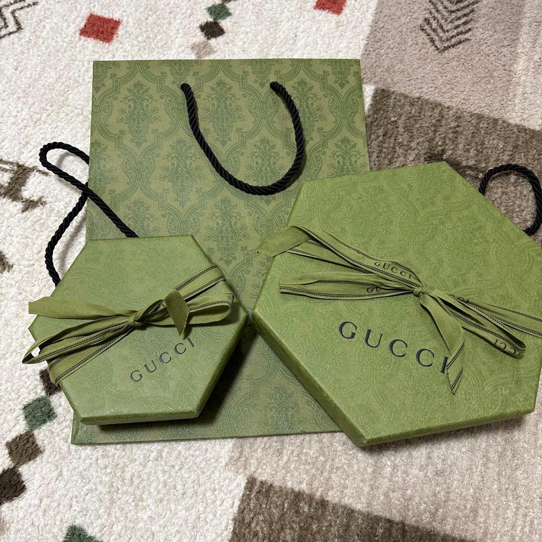 GUCCI ブラック レザー リード　Sサイズ