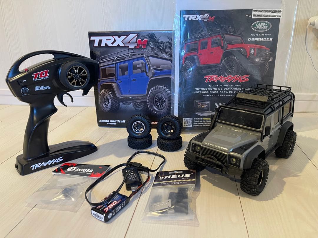 トラクサス　TRX4M ディフェンダー　フルカスタム　美品　4×4