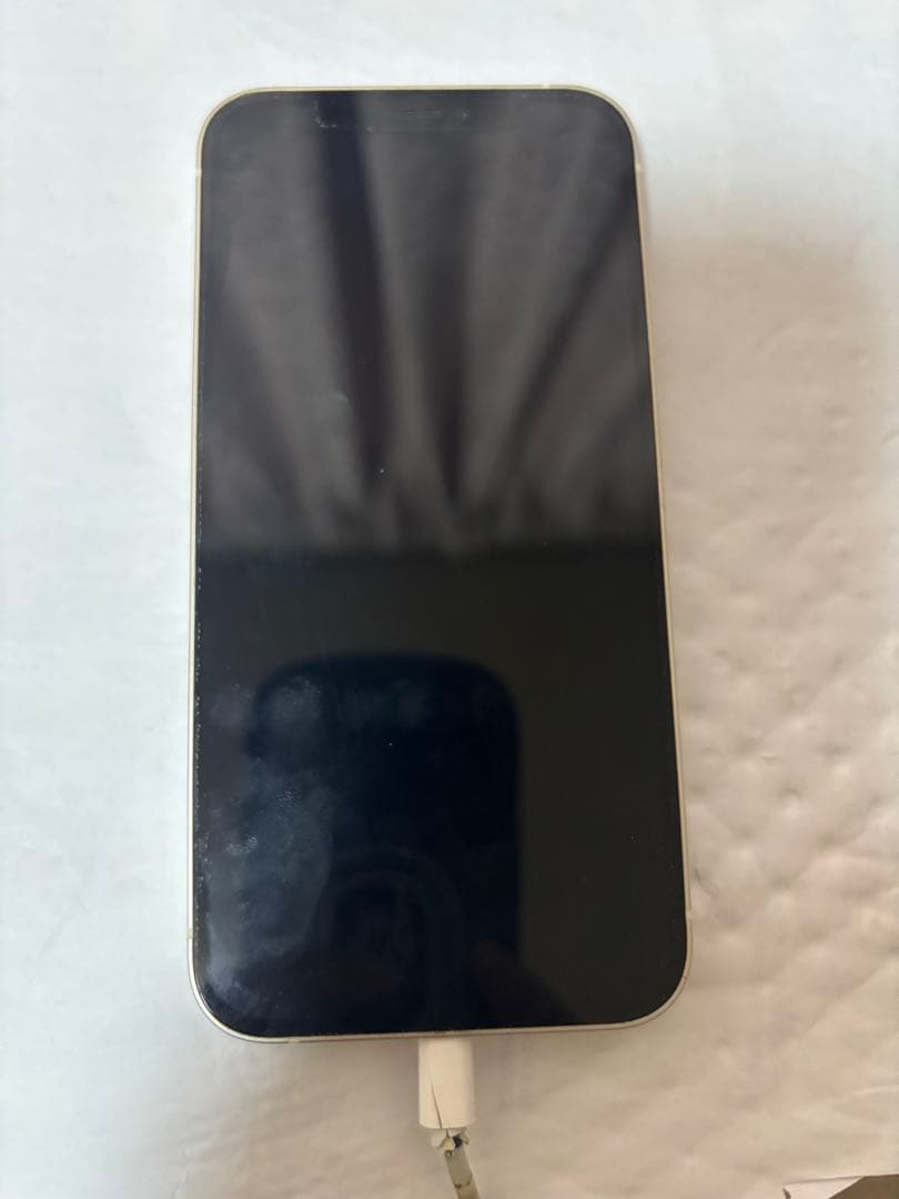 Apple iPhone 12 ホワイト256GB 本体のみ　SIMロックなし