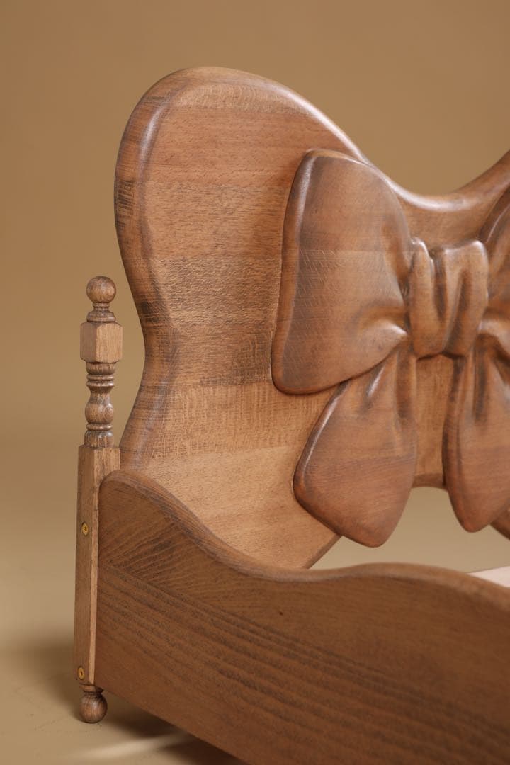 ペット用無垢材ベッド　海外ブランド品