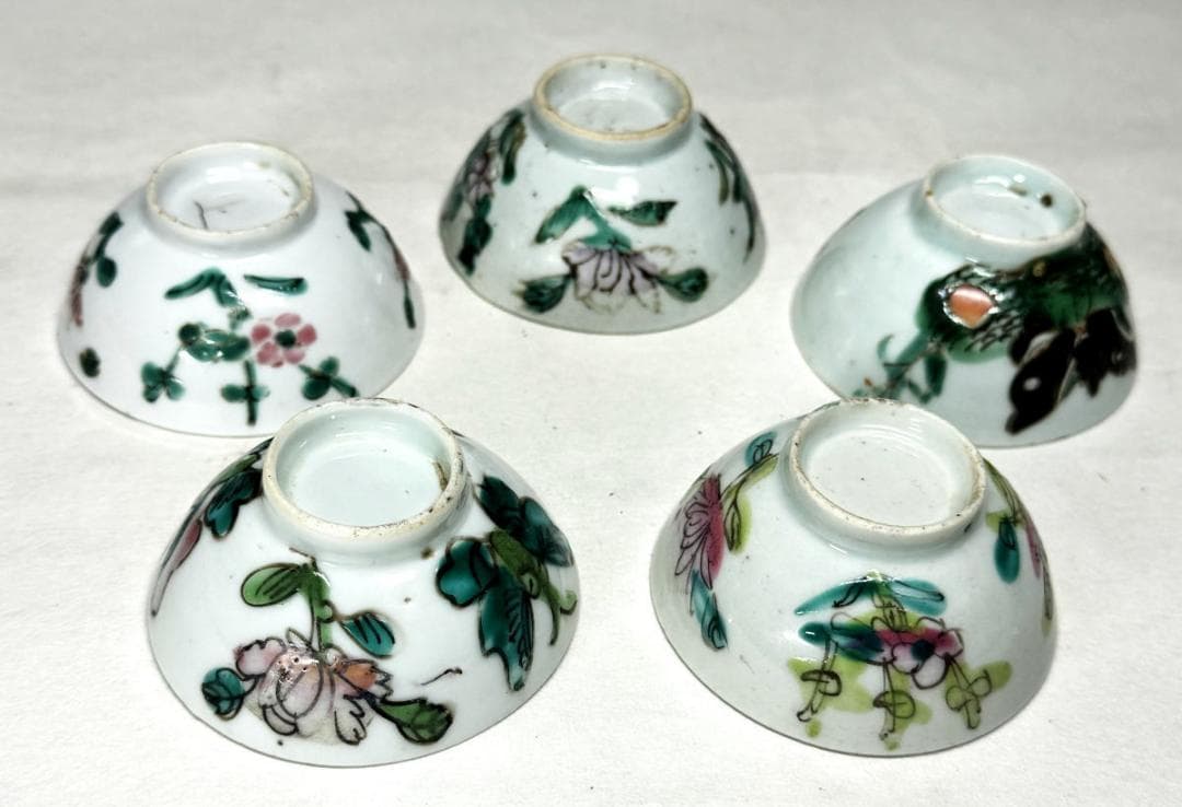 清 同治時代 粉彩花卉蝶紋茶碗 5個 歴史唐物 琺瑯彩 伝世品焼物WWTT008