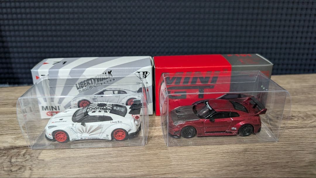MINI GT　LBWK GT-R