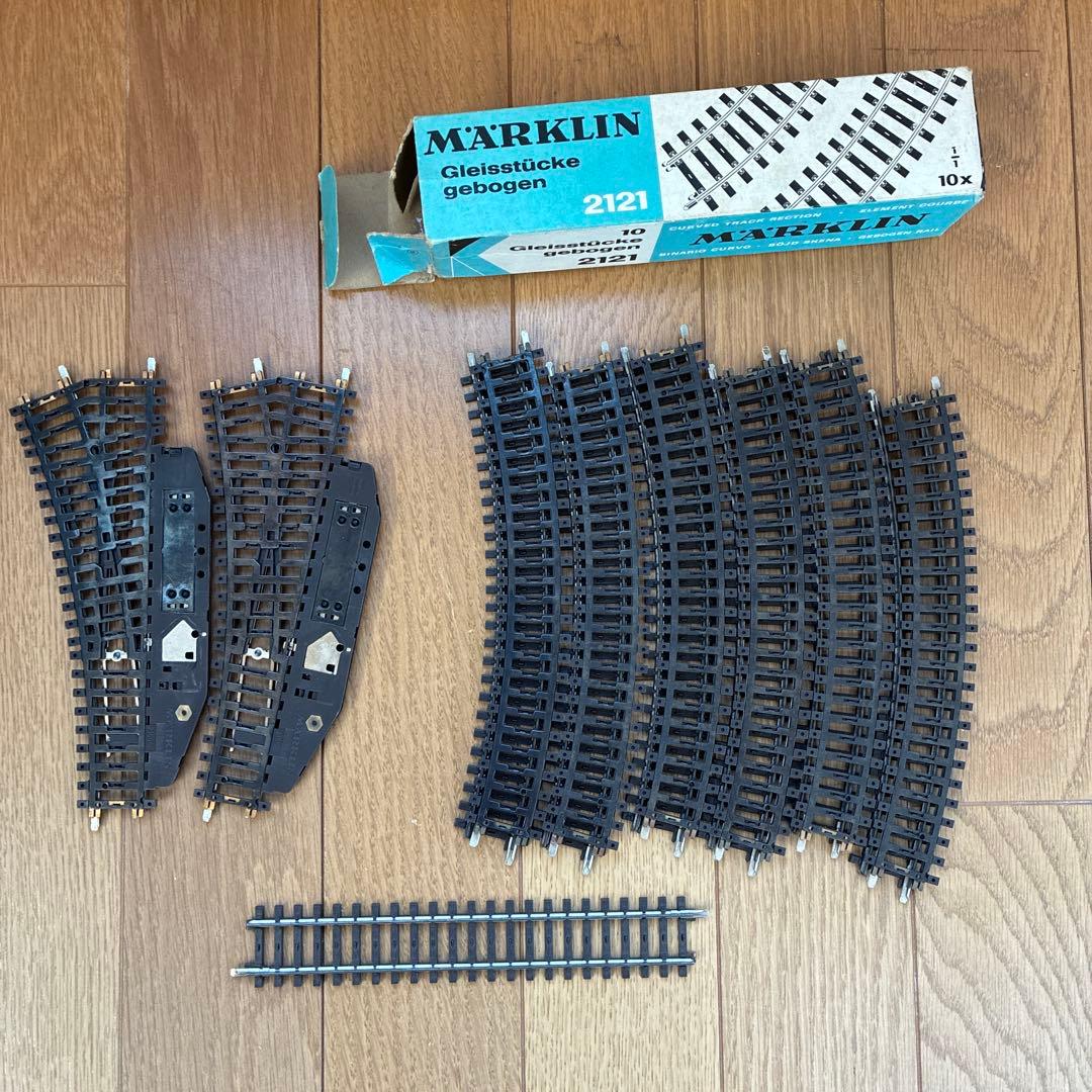 メルクリン HO 6620トランス + 引込線付きKトラックオーバルセット