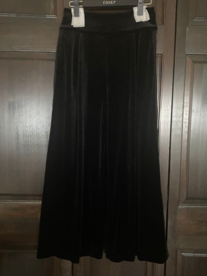 フォクシーニューヨーク　ベロアフレアーパンツ