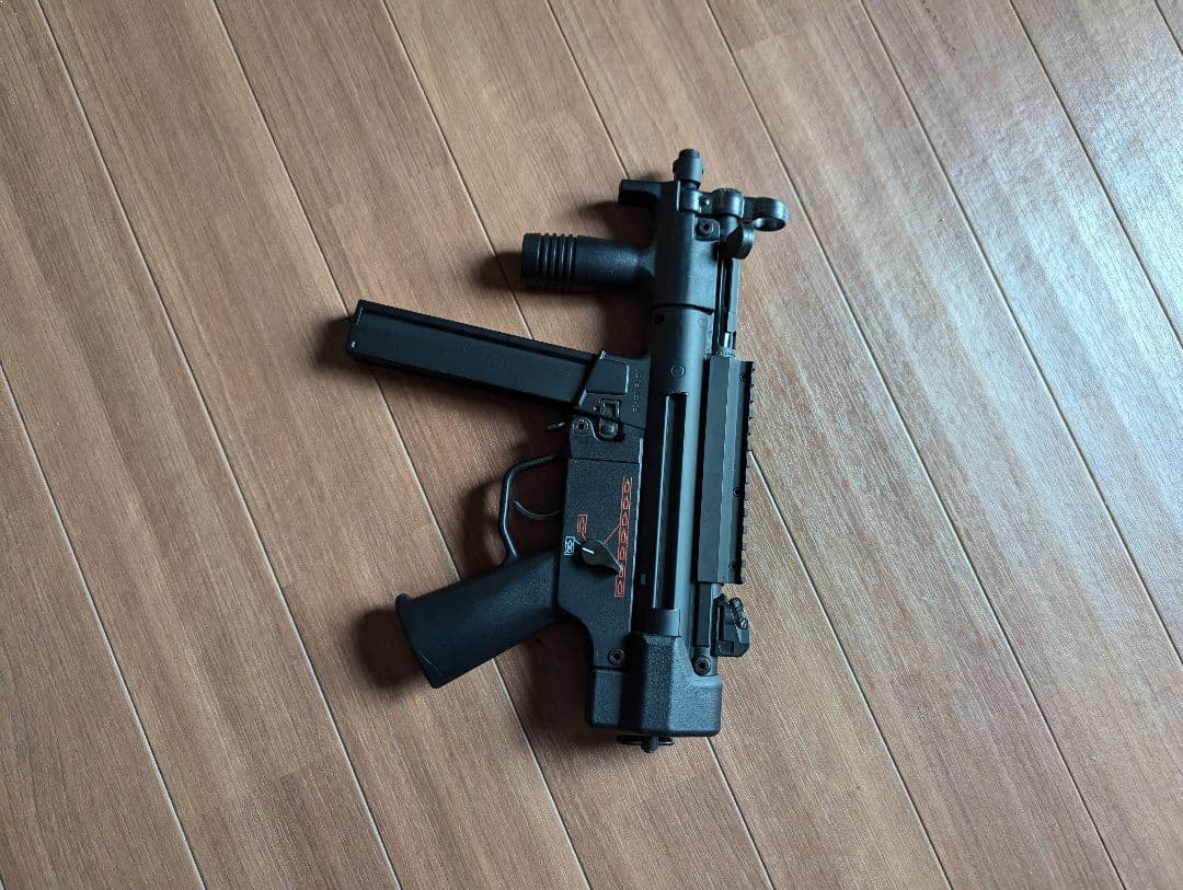 東京マルイ MP5K HC 電動ガン（付属品あり）