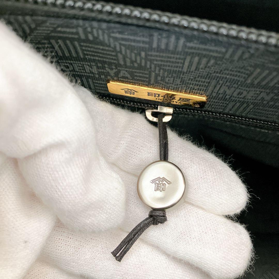 印傳屋 ハンドバッグ 黒漆 レザー 鹿革 花唐草 模様 和装 着物 甲州印伝