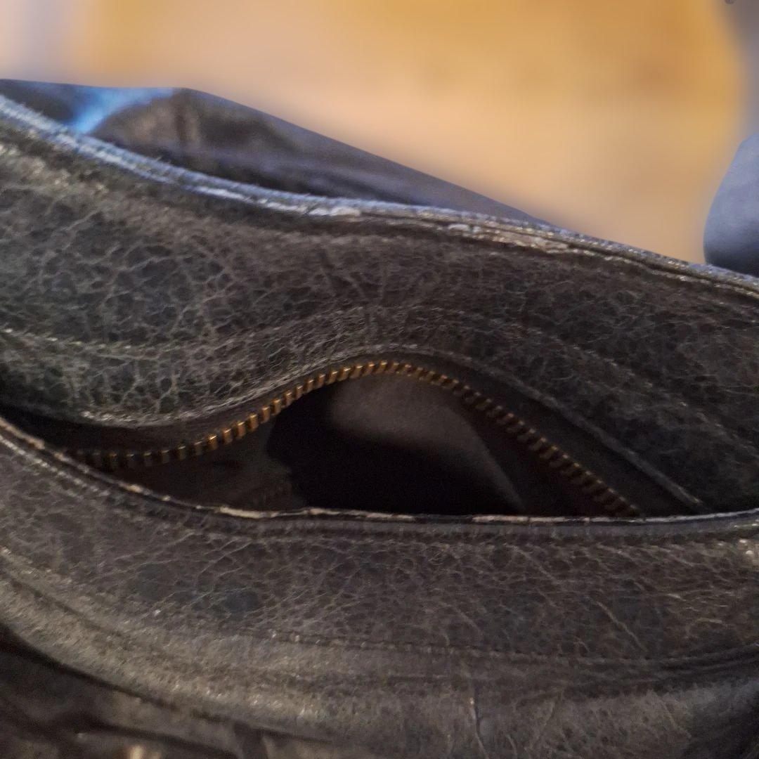 バレンシアガ ショルダーバッグ