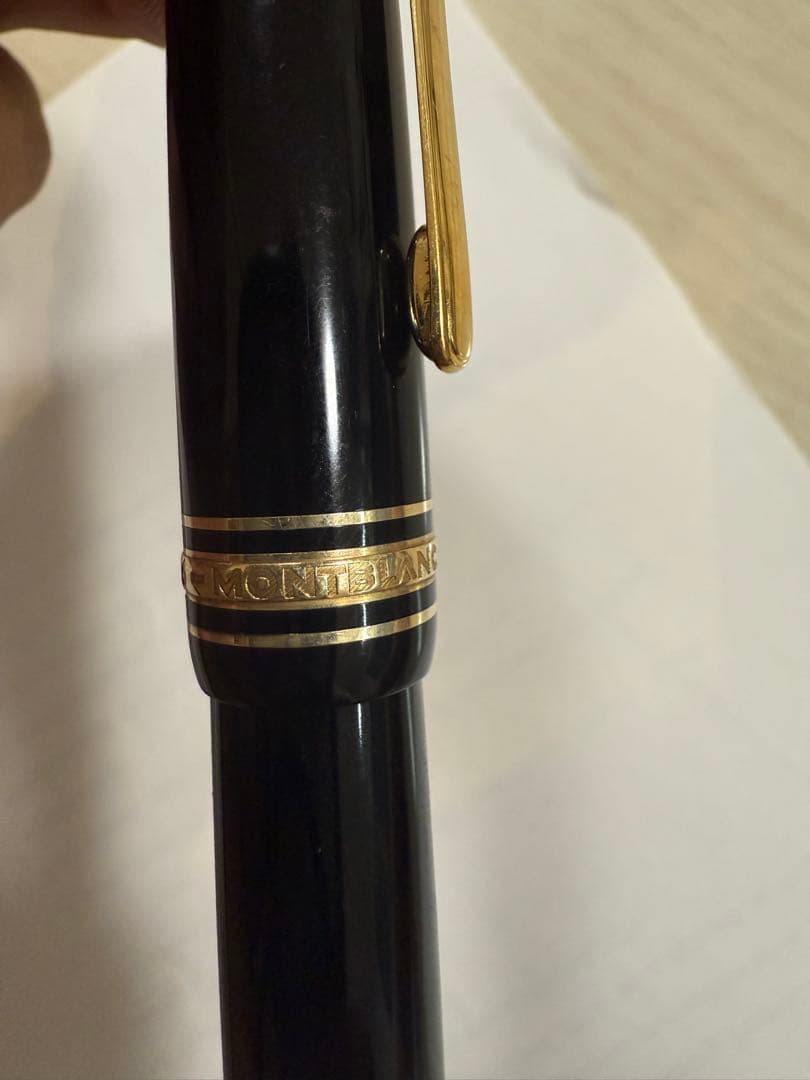 Montblanc No 146 万年筆 黒 金のペン先
