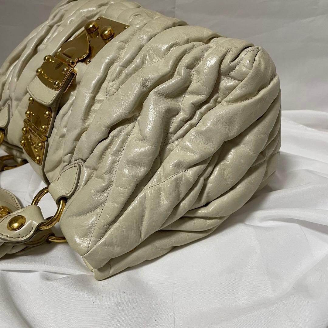 ■極美品■ MIUMIU ハンドバッグ　マテラッセル　白　ギャザー