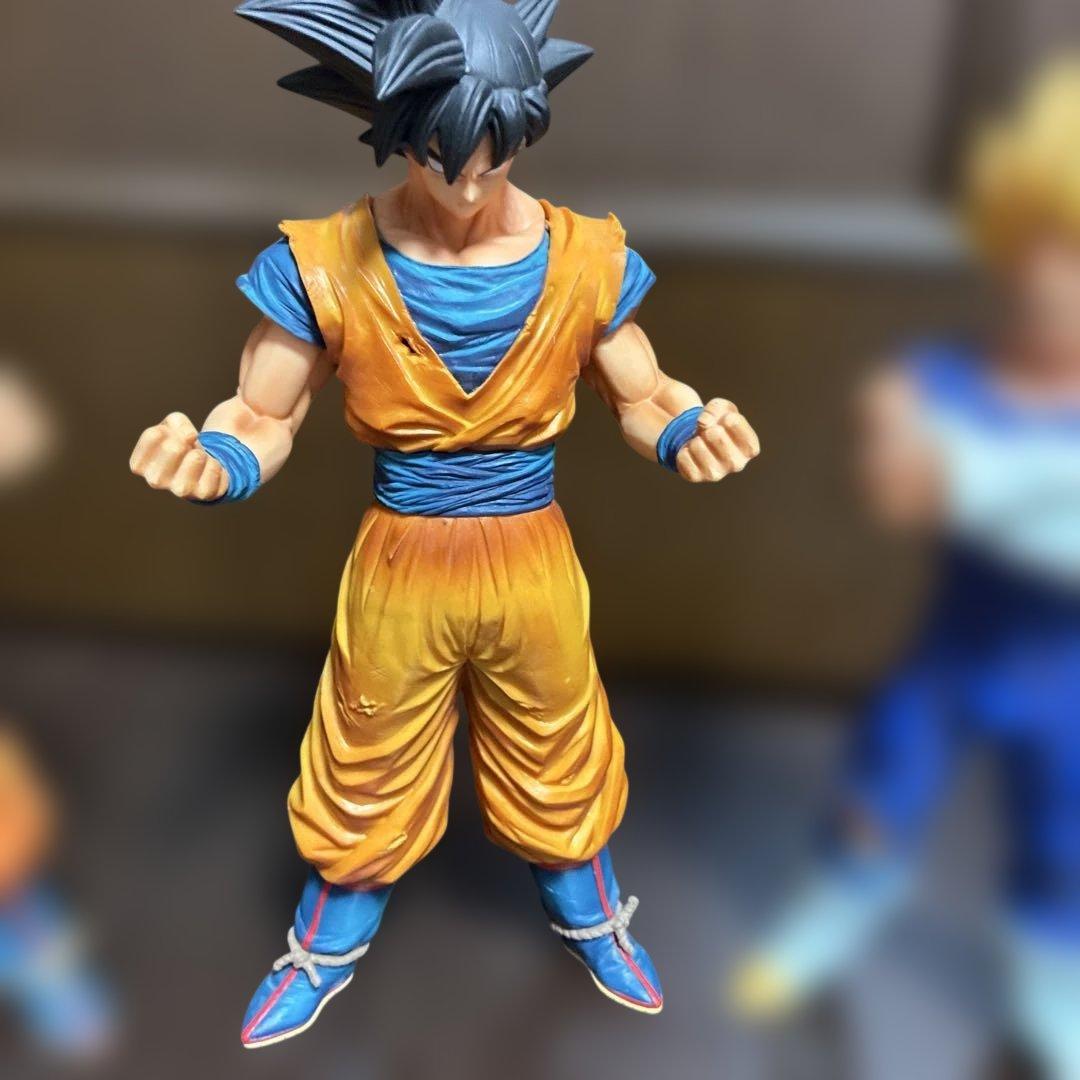 ドラゴンボール　グランディスタ　孫悟空　スーパーサイヤ人孫悟空　ベジータ