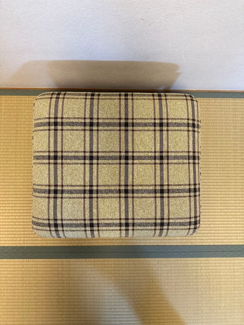 unico VISKA チェック柄オットマン