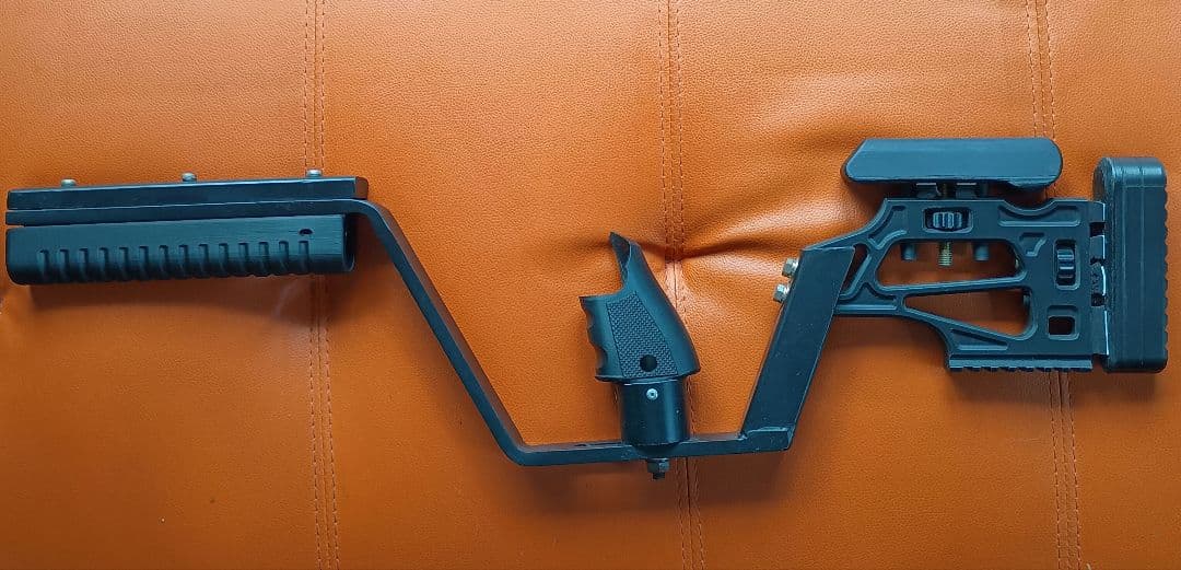 「Clay Hunt VR」用 アジャスタブルハンターストック