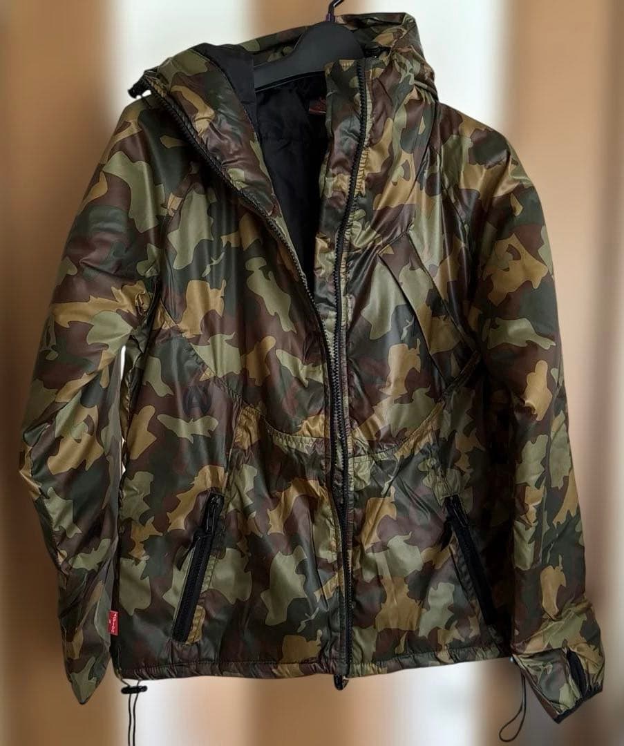 B'z LIVE-GYM 2008 ACTION フーデットパーカー　Sサイズ