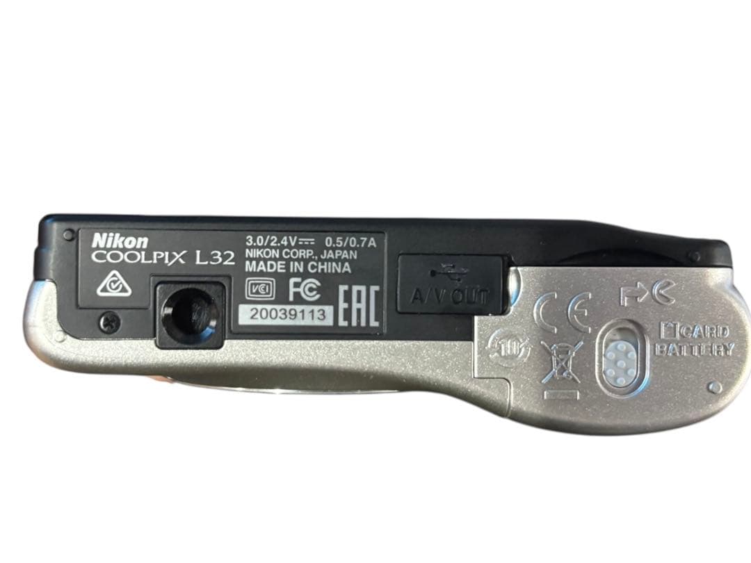 Nikon L32 2010万画素 デジタルカメラ