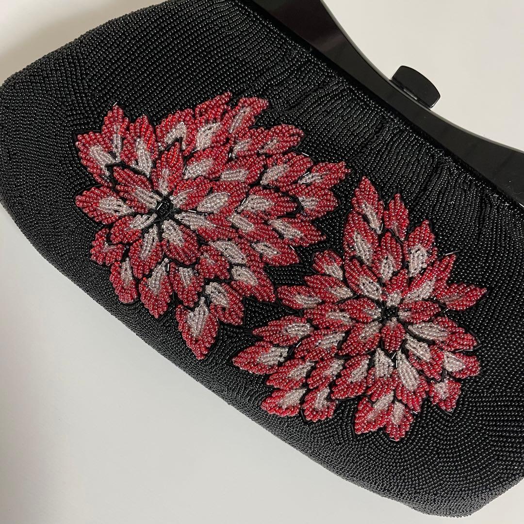 ビンテージ 黒 菊文様 ビーズバッグ 総ビーズ 和装バッグ 和装小物 YK072