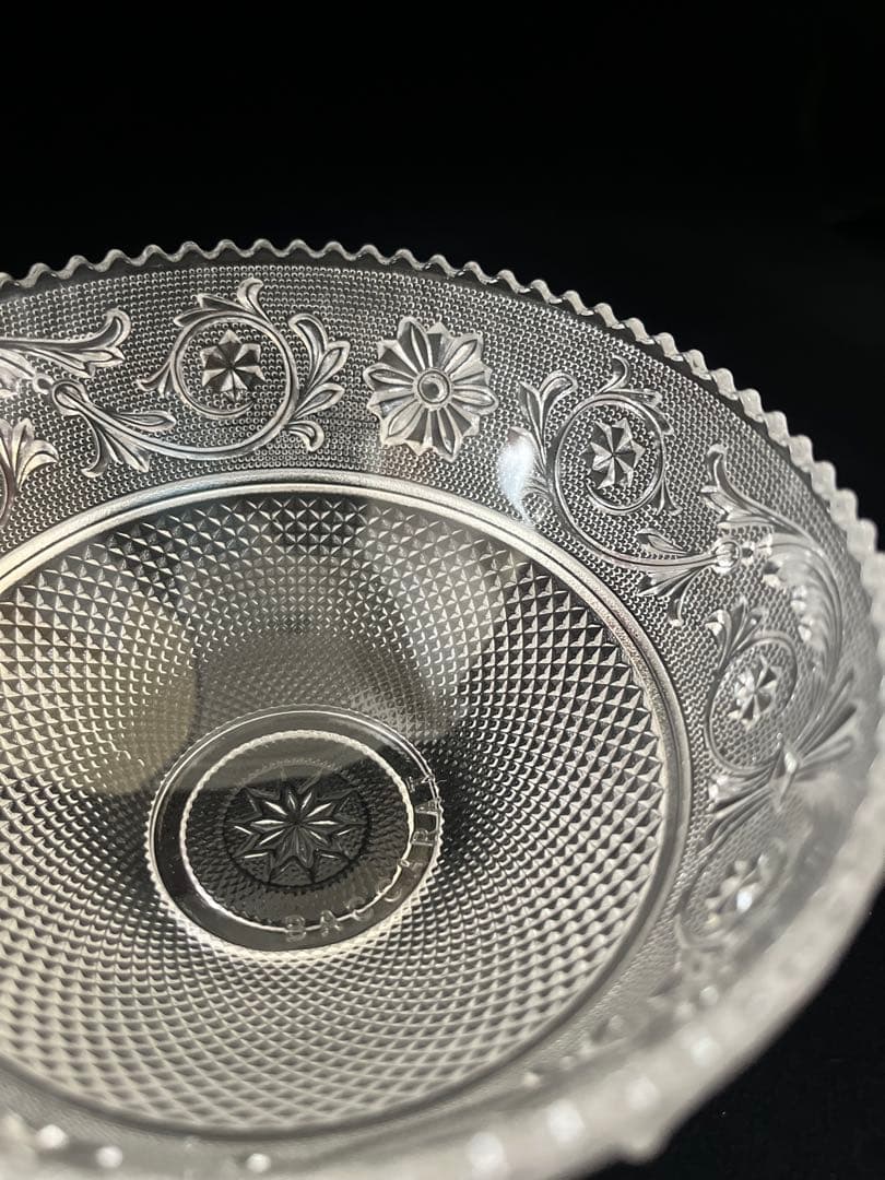 【廃番・希少】 【未使用】バカラ 花模様エッチングボウルシール・箱・冊子付