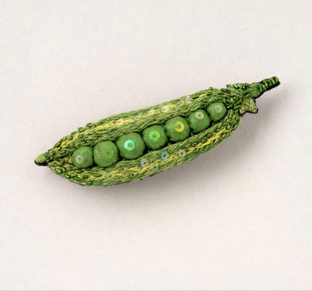 新品Troveloreブローチ Trovelore ブローチ/PEAS