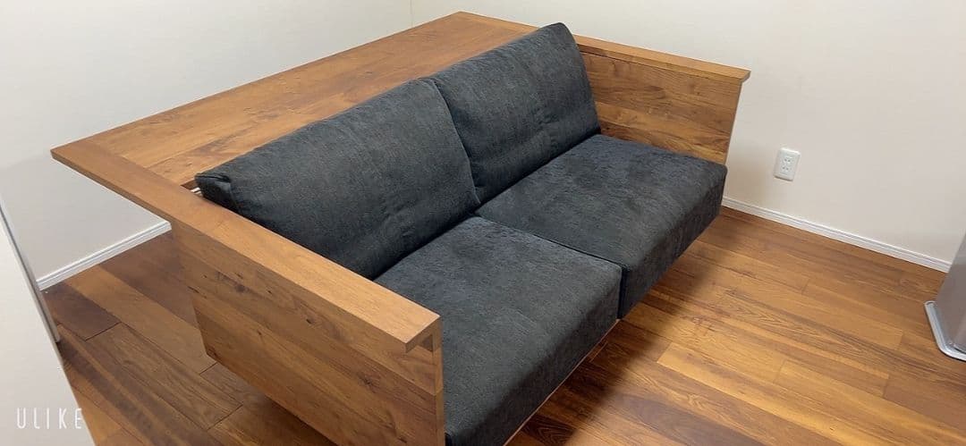 美品　ヒラシマ社製　CARAMELLA(カラメッラ)　カウンターソファ