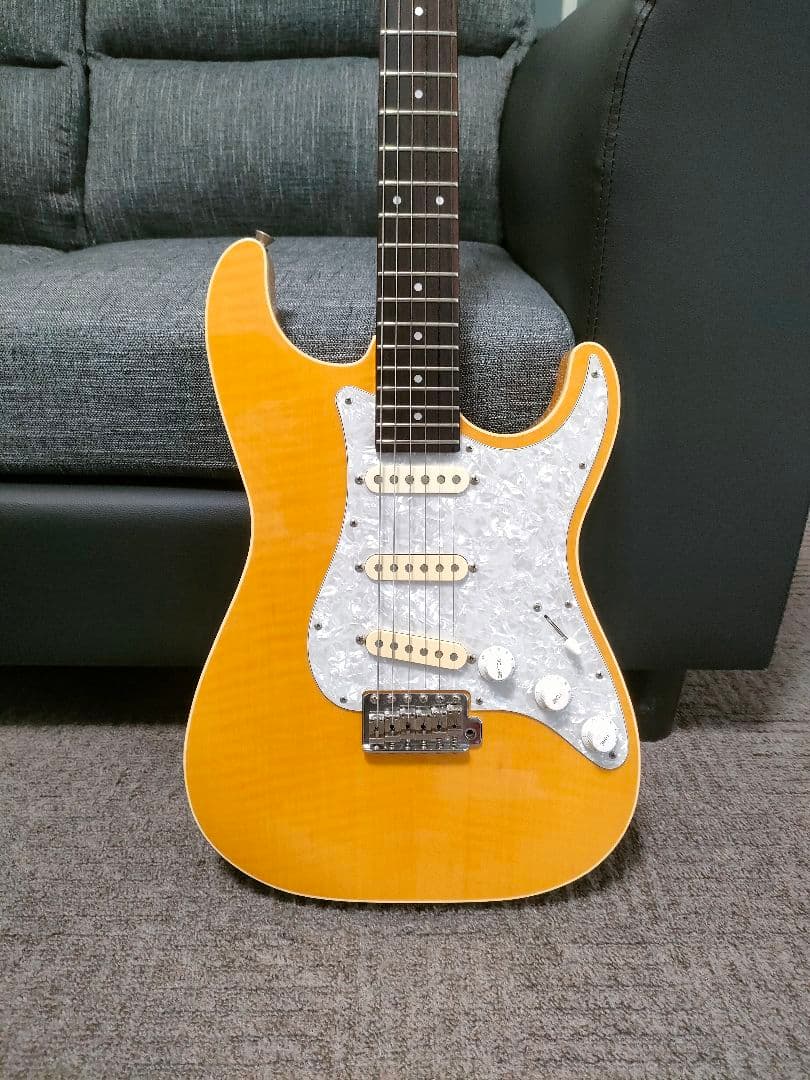 日本製　FERNANDES LE-1JP GOTOペグ フレイムメイプル　綺麗