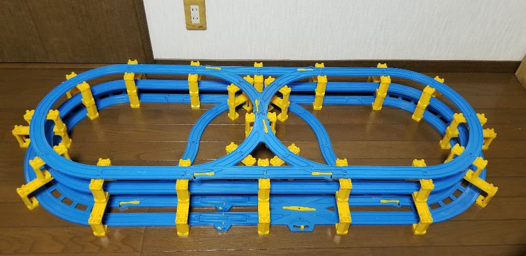 プラレール線路　複線4層高架レイアウト　サウンド駅付き