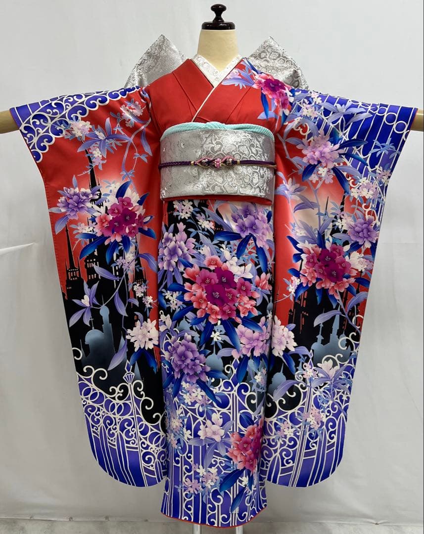振り袖　フルセット　長襦袢付　モダン　珍品　洋花　金彩加工　620