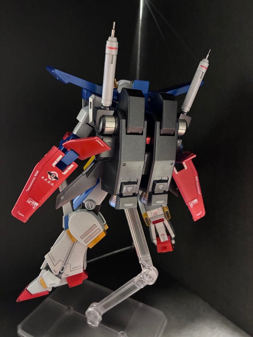 ガンプラ完成品　HG ZZガンダム全塗装スタイル改修　完成品　発光ギミック