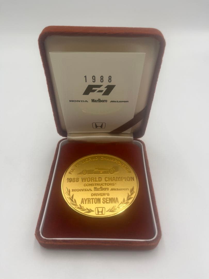 アイルトン・セナ 1988年 F1 世界選手権 優勝メダル