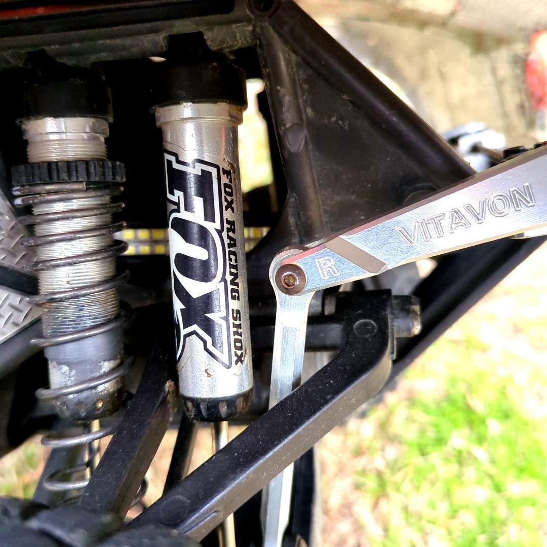 ホビーラジコン TRAXXAS Unlimited Desert Racer UDR