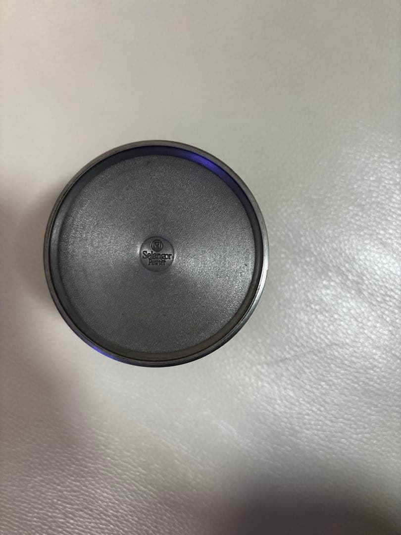 Selangor Pewter フタ付キャニスター 花レリーフ 茶筒