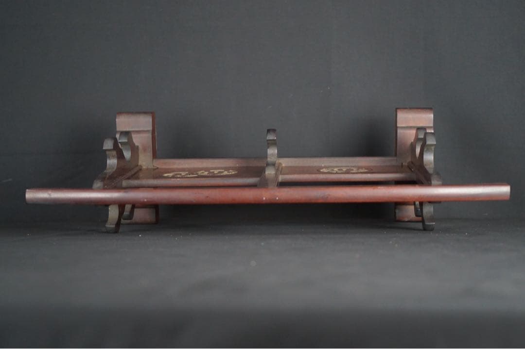 時代武具 木製 無垢材 鍔透かし 四振掛用 刀掛け 武具 刀装具