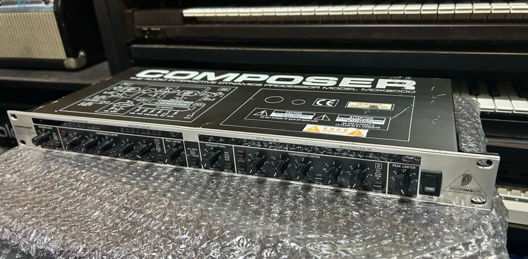 初期型（黒パネ・ドイツ製等）BEHRINGER MDX 2000 名機コンプ