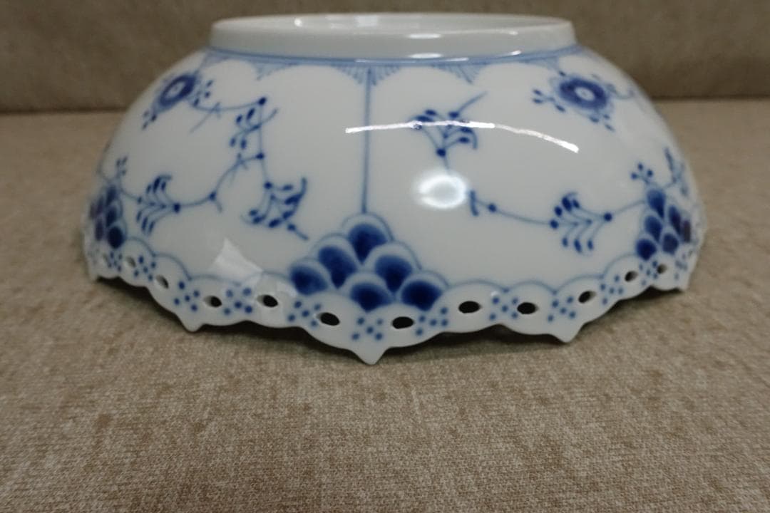 ロイヤルコペンハーゲン ブルーフルテッド フルレース サラダ ボウル