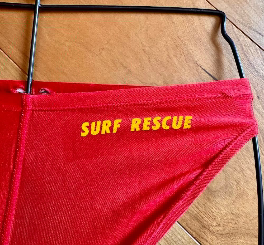 【レア】SPEEDO　ライフセーバー使用品　レッド　Mサイズ　競パン　光沢
