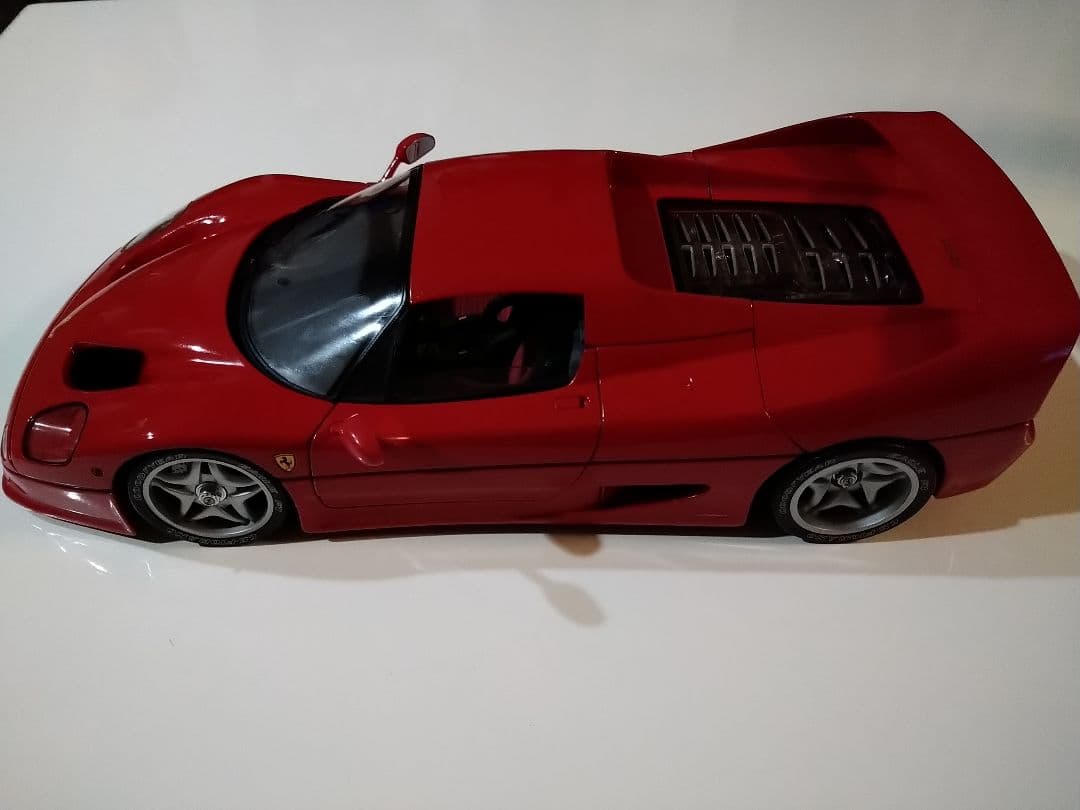 車　フェラーリ　Ｆ５０　タミヤ　ダイキャストミニカー