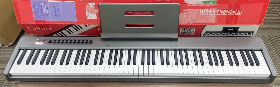 電子ピアノ　88鍵盤　充電タイプ　スリム軽量 グレー