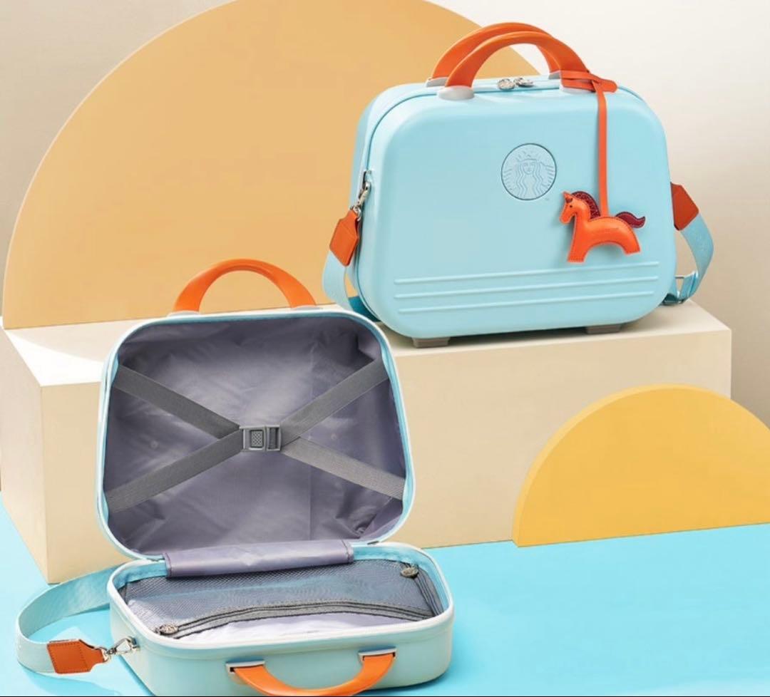 韓国　Starbucks 26’ Wildtail キャリーバッグ　スタバ　レア