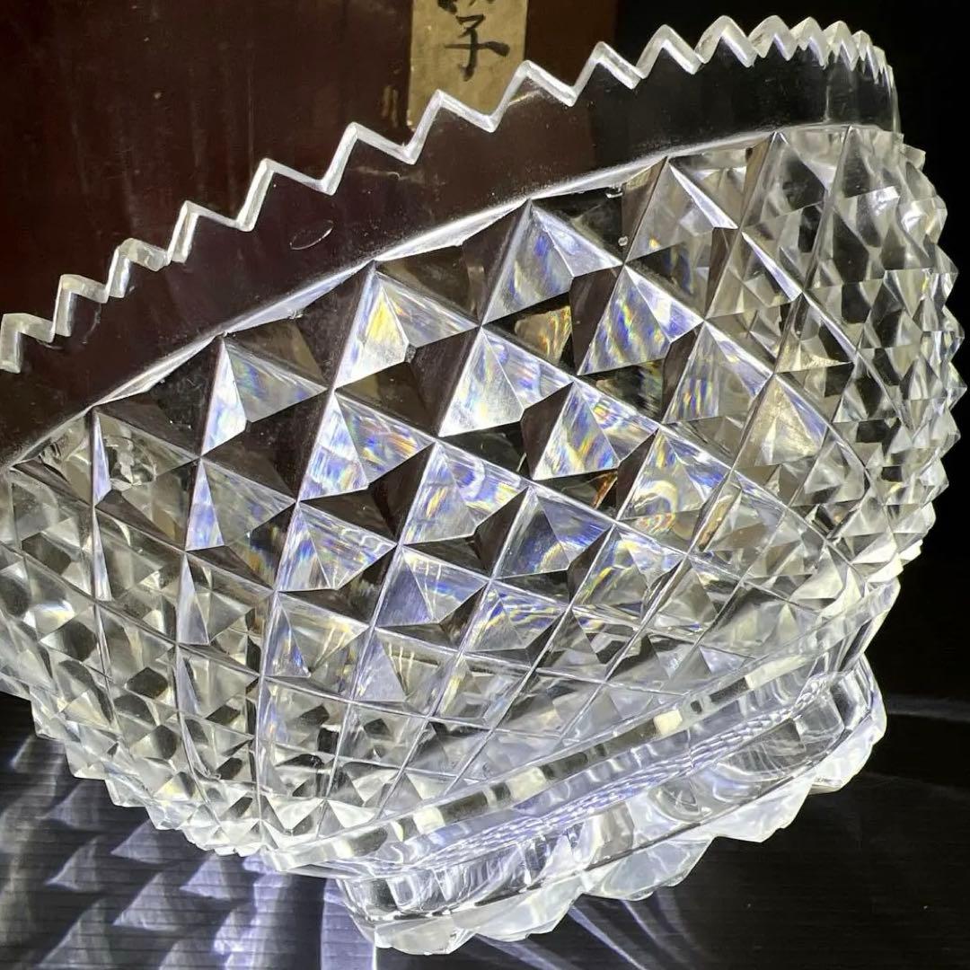 最上手　薩摩切子　初期極上手彫大鉢（鋭いカット）　木箱付　東Y7-1211☆1F